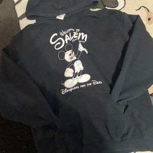 welcome to salem hoodie!